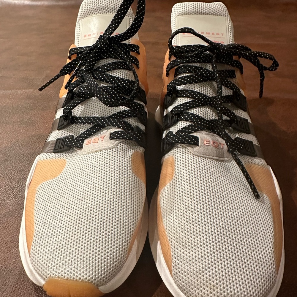 Woman’s adidas size 9.5 sneakers